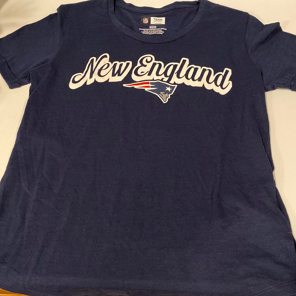 New England Patriots tee shirt